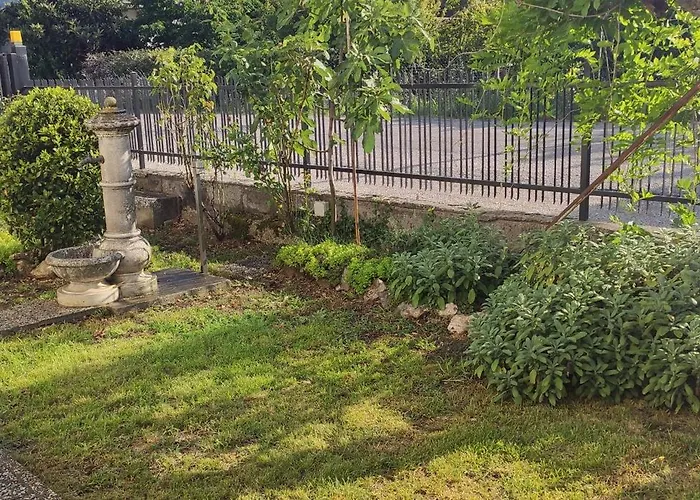 Tra E Narni تيرني